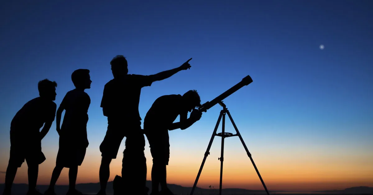 The intergalactic star database make it super easy to track your star